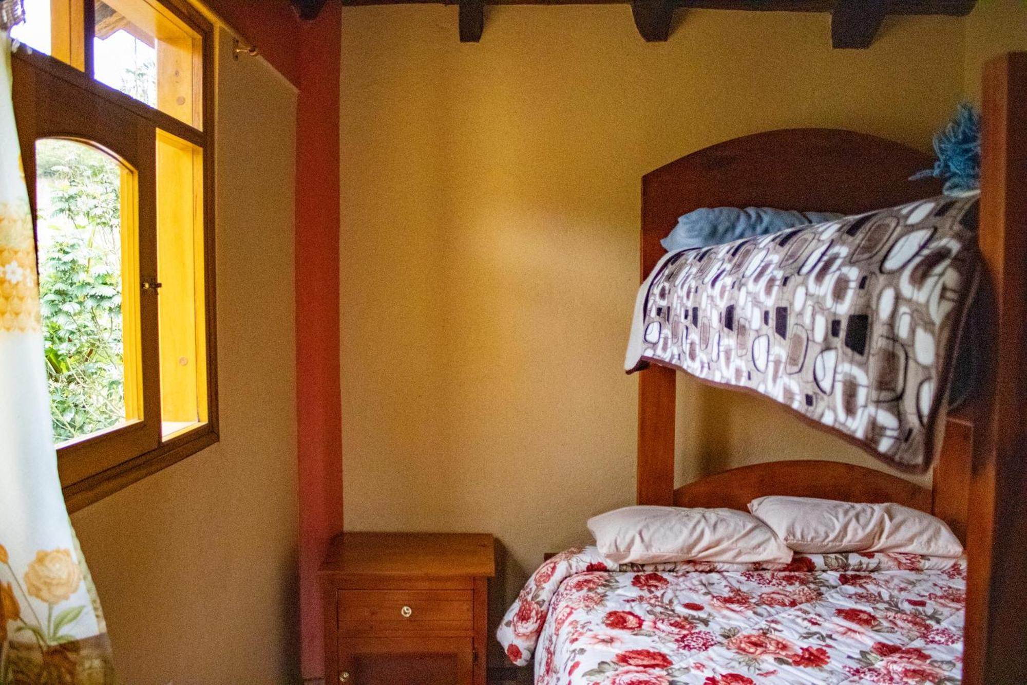 Chugchilán Hostal El Inca מראה חיצוני תמונה